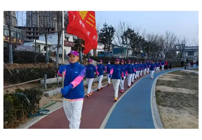 2025年薛城区第十五届全民健身运动会健步走活动在小沙河体育公园举行